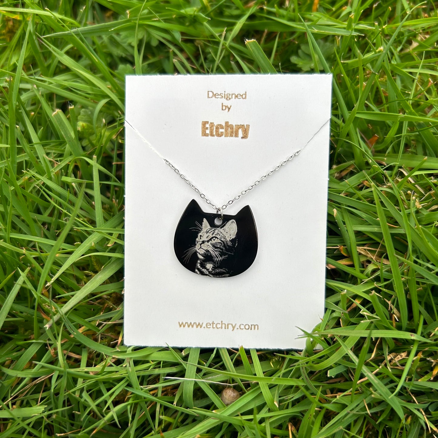 Custom Pet Portrait Pendant Necklace | Cat Shape | Personalized Gift for Pet Lovers | Hand-Engraved Keepsake by Etchry
